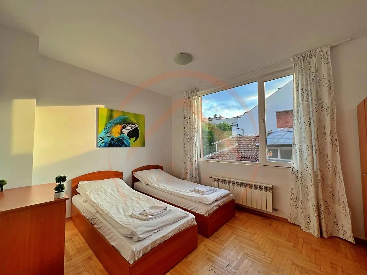 Tranquil Retreat In The Heart Of Sofia: 2Br Apartment