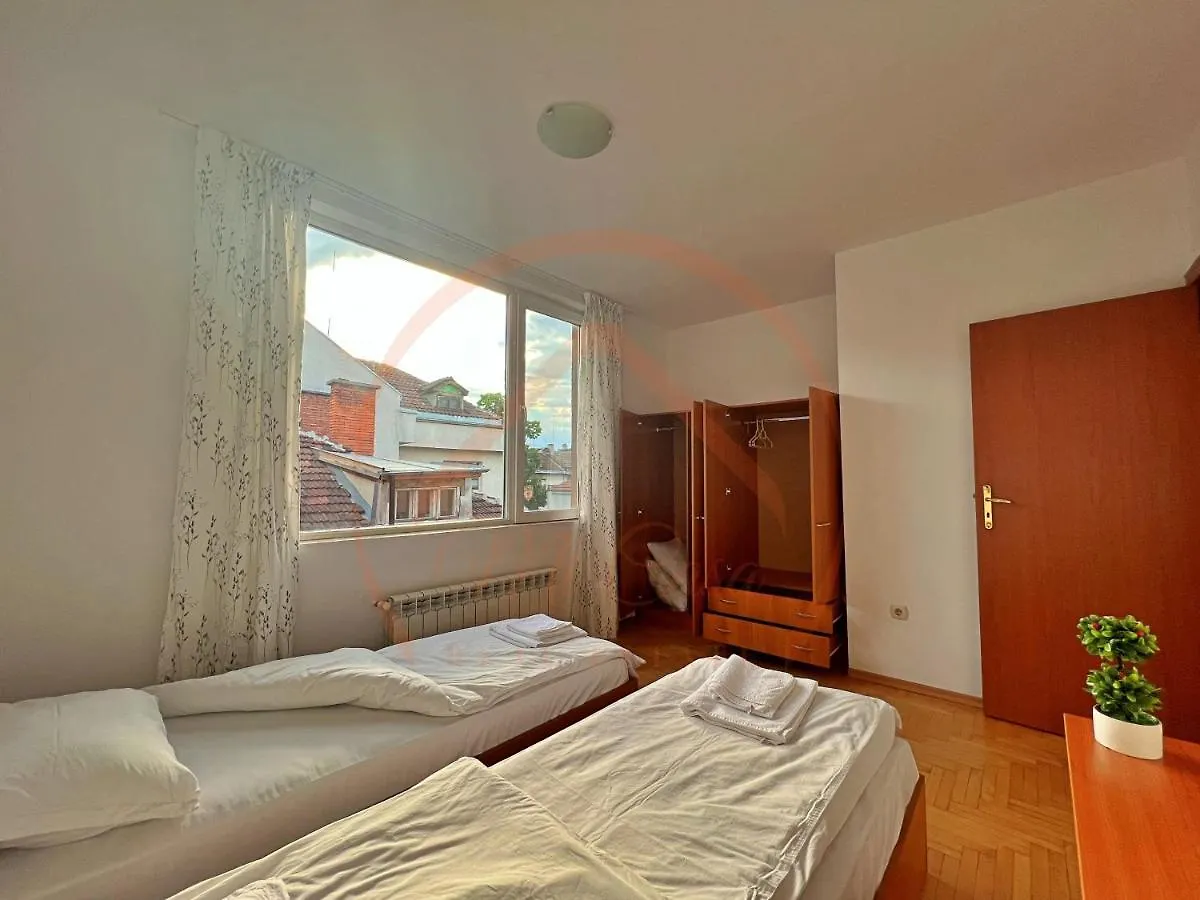 Tranquil Retreat In The Heart Of Sofia: 2Br Apartment